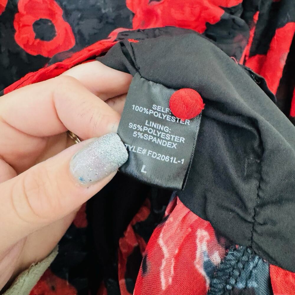 Vici Red and Black Floral Midi Dress - Picture 5 of 8